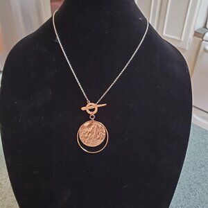 Two Toned Women's Necklace